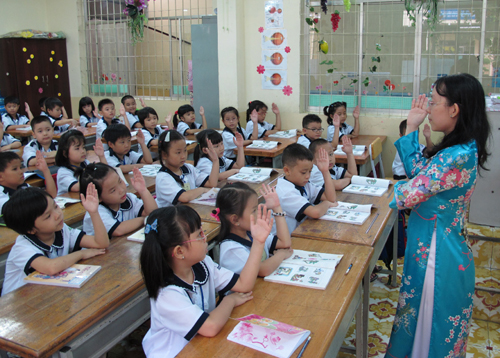 Thấy gì về thực hiện thí điểm mô hình trường học mới VNEN ở Nghệ An