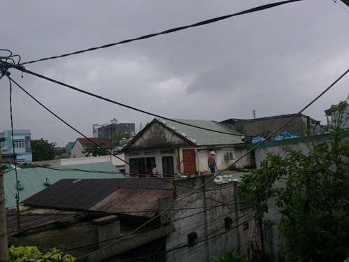 Cộng đồng mạng thương miền Trung gánh bão | baotintuc.vn