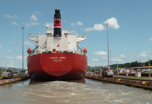 Panama khai trương kênh đào đón siêu tàu hàng  Tuổi Trẻ Online
