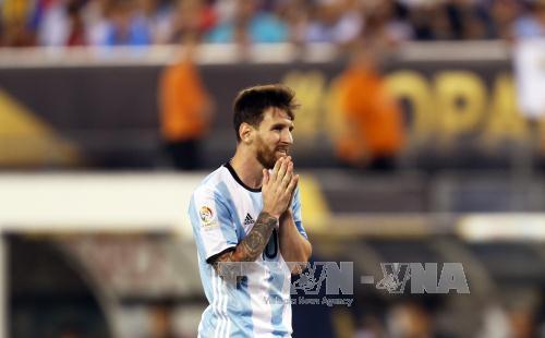 Tổng Thống Argentina Thuyết Phục Messi Ở Lại Đội Tuyển | Baotintuc.Vn