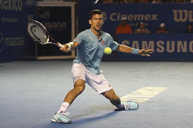 Novak Djokovic \'lác mắt, trẹo chân\' ở Acapulco | baotintuc.vn