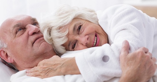 Quan hệ tình dục người cao tuổi không phải là chủ đề được đề cập nhiều, nhưng đó là một phần thực tế và yêu thương cần thiết cho mỗi người. Hãy xem những hình ảnh đầy cảm xúc về tình yêu và quan hệ tình dục của những người cao tuổi để có cái nhìn khác và thoải mái hơn.