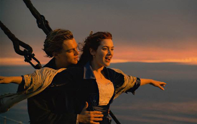 Cùng nhìn lại bộ phim thiên nga đen đình đám Titanic với dàn diễn viên tài năng như Leonardo DiCaprio, Kate Winslet, Billy Zane... Những hình ảnh đẹp và cảm động của những nhân vật đã chinh phục hàng triệu trái tim trên khắp thế giới.