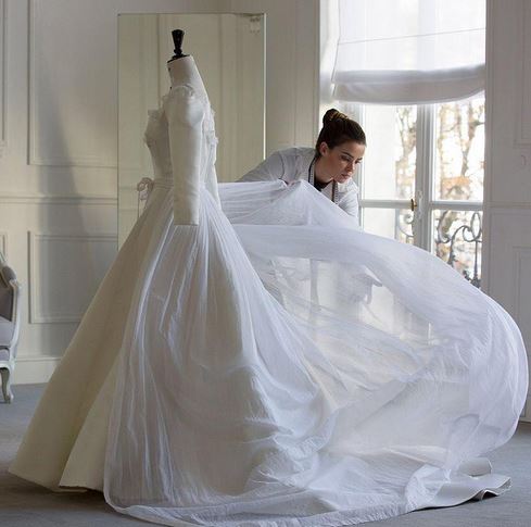 Cùng với Song Hye Kyo nhiều người đẹp cũng diện thiết kế váy cưới của Dior  trong ngày trọng đại  Tin tức Online