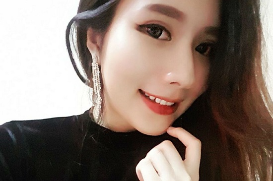 Người mẫu xinh đẹp chết gục khi đang hát karaoke | baotintuc.vn