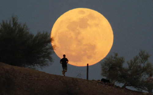 Những hình ảnh mặt trăng tròn đẹp nhất ảnh trăng máu siêu đẹp
