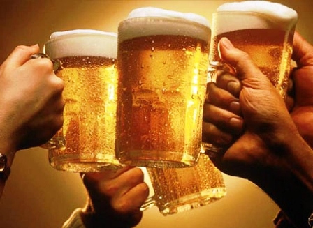 Những nguyên tắc uống rượu, bia không bị ngộ độc | baotintuc.vn