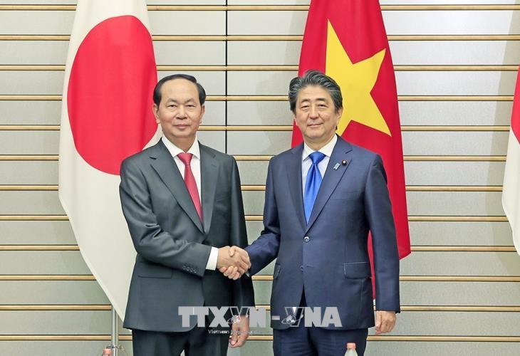 チャン・ダイ・クアン国家主席が安倍晋三首相と会談