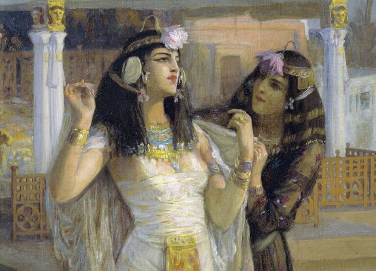Với huyền thoại về đẹp tự nhiên và sức mạnh, Cleopatra trở thành biểu tượng của phong cách, vị vua phương Đông. Những bức tranh của cô đều được mô tả bởi sự thanh lịch và quyến rũ vốn có của nữ hoàng.
