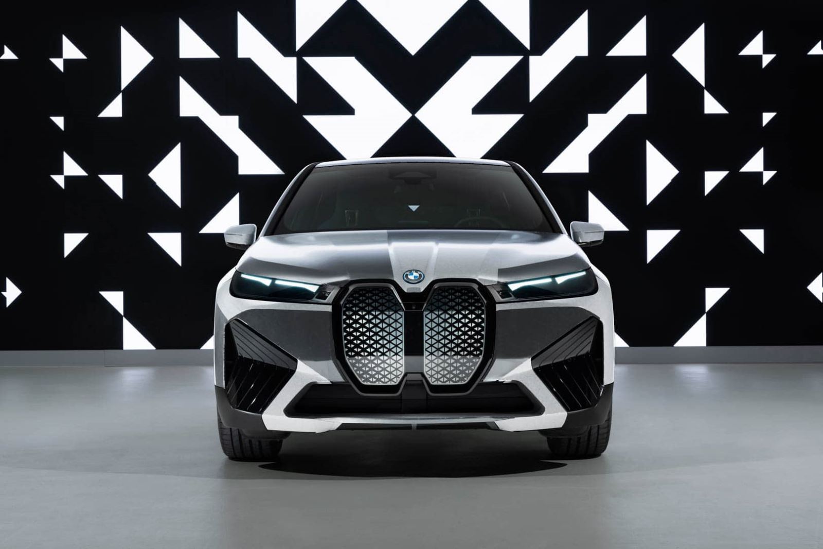 BMW iX 2022 Đánh giá xe điện Bản thiết kế đặc biệt của nhà sản xuất