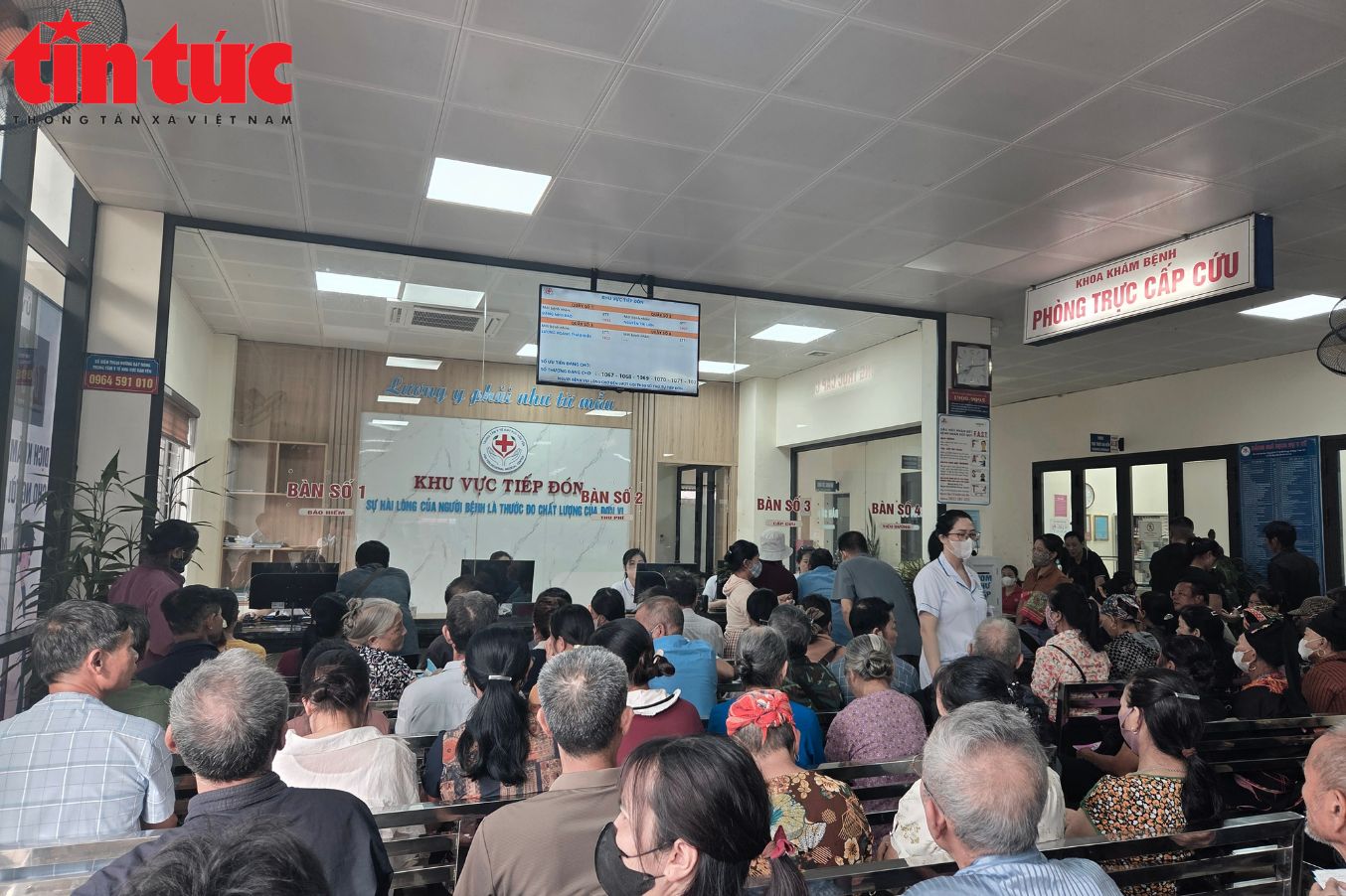 Trung tâm Y tế khu vực Văn Yên: Nâng cao chất lượng chăm sóc người bệnh
