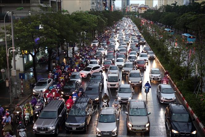 Giải quyết ùn tắc giao thông ở Hà Nội | baotintuc.vn