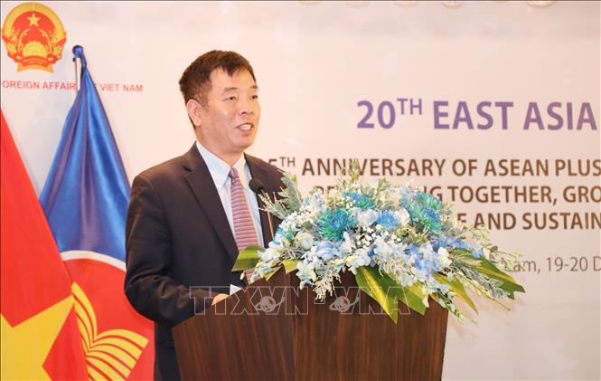 Diễn đàn Đông Á:
Diễn đàn Đông Á là nơi giao lưu, kết nối và tăng cường hợp tác giữa các quốc gia trong khu vực Đông Á. Từ các vấn đề kinh tế, đến văn hóa và ngoại giao, Diễn đàn Đông Á mang đến cho chúng ta những bước tiến mới để tăng cường sự hợp tác và tương tác. Hãy xem những hình ảnh mới nhất về Diễn đàn Đông Á để hiểu thêm về sự phát triển của khu vực.