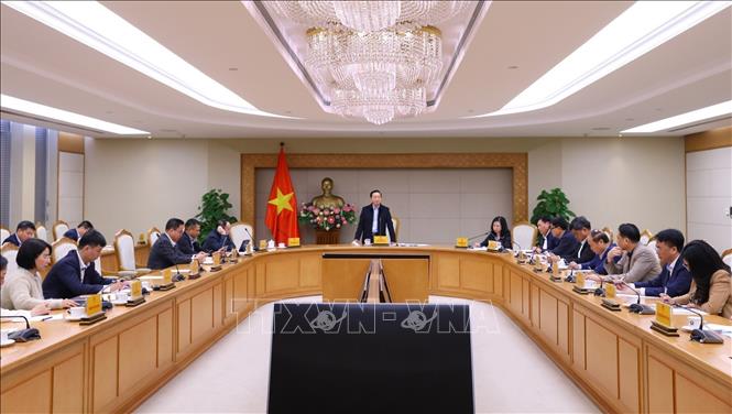 Phó Thủ tướng Trần Hồng Hà chủ trì phiên họp. Ảnh: Văn Điệp/TTXVN