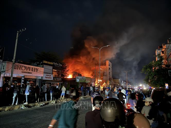 Vụ cháy nhà sách Tuấn Minh ở Bình Phước thiệt hại ước tính trên 5 tỷ đồng