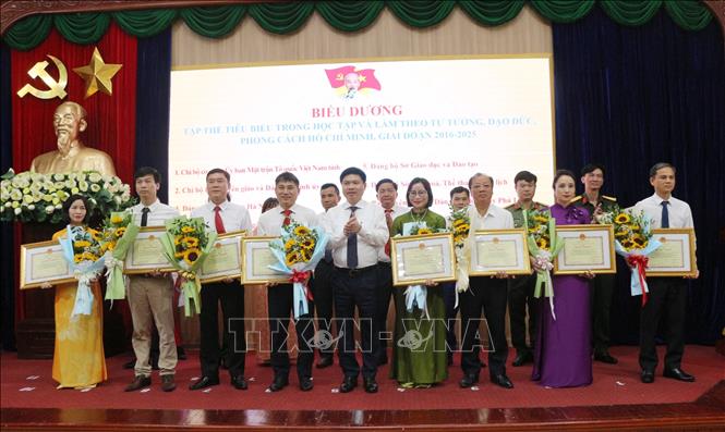 Chú thích ảnh