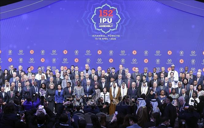 Chủ tịch Quốc hội Trần Thanh Mẫn dự lễ khai mạc Đại hội đồng lần thứ 152 của Liên minh Nghị viện thế giới Chú thích ảnh