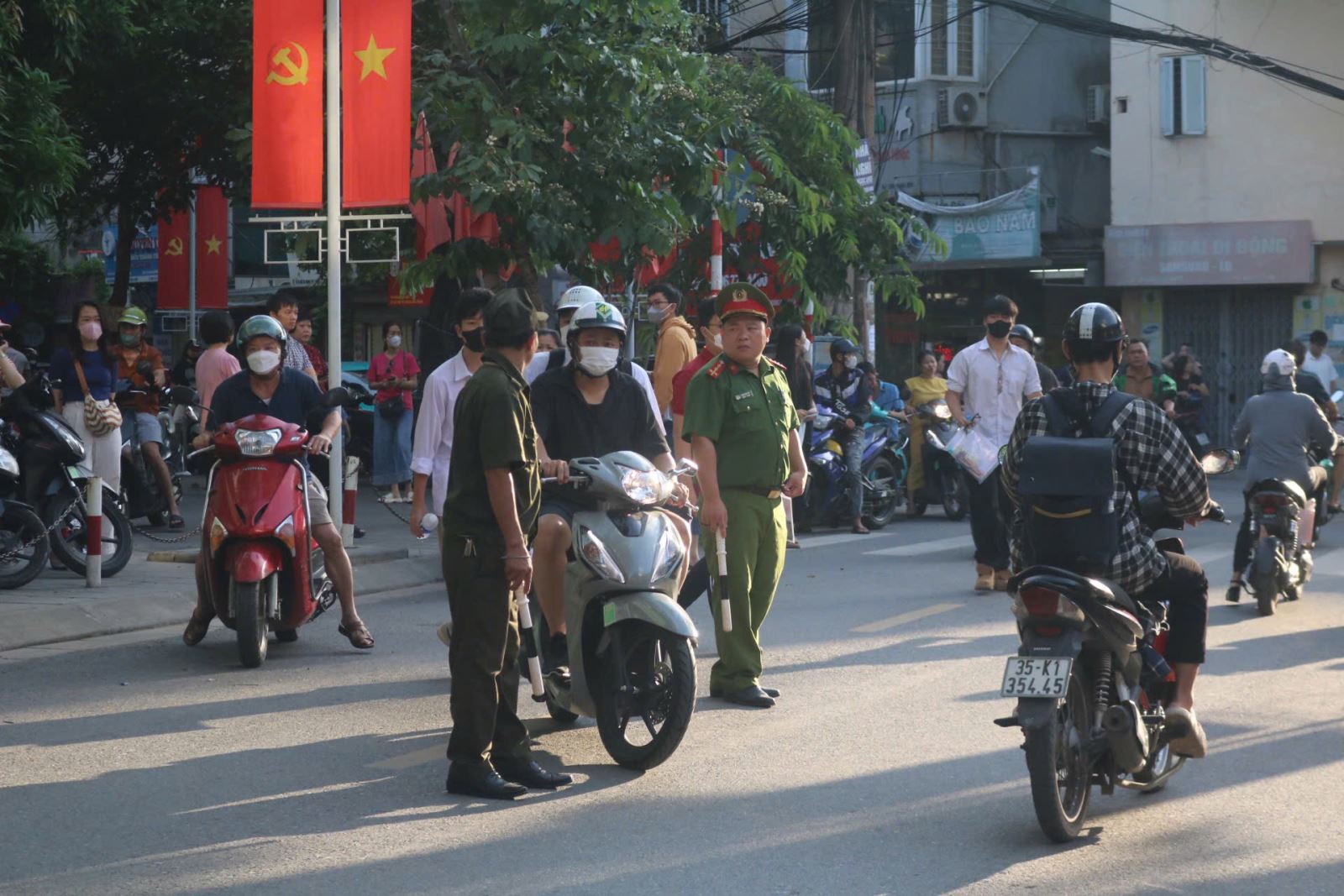 Chú thích ảnh