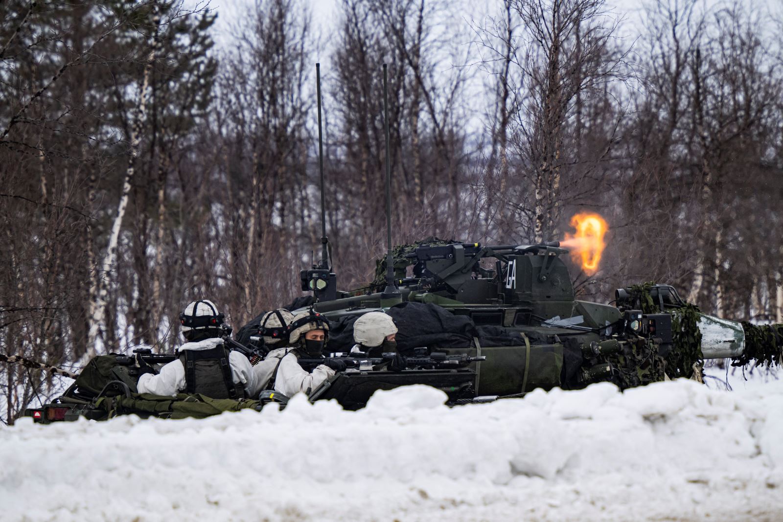 NATO tập trận quân sự lớn dọc biên giới Nga- Ảnh 1. NATO tập trận quân sự lớn dọc biên giới Nga- Ảnh 1.