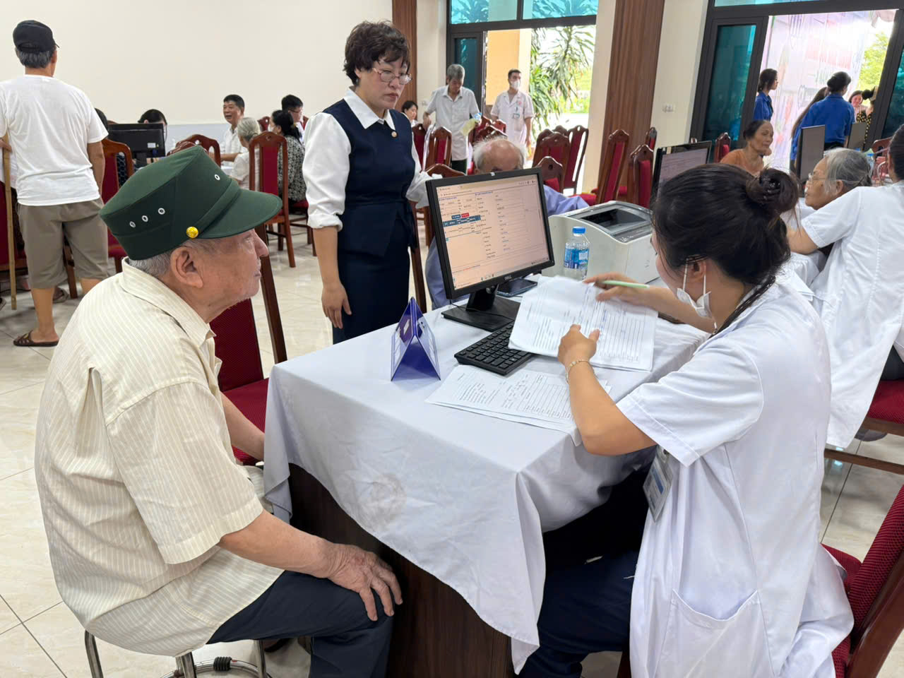 Chú thích ảnh