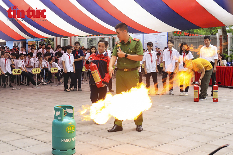 Chú thích ảnh