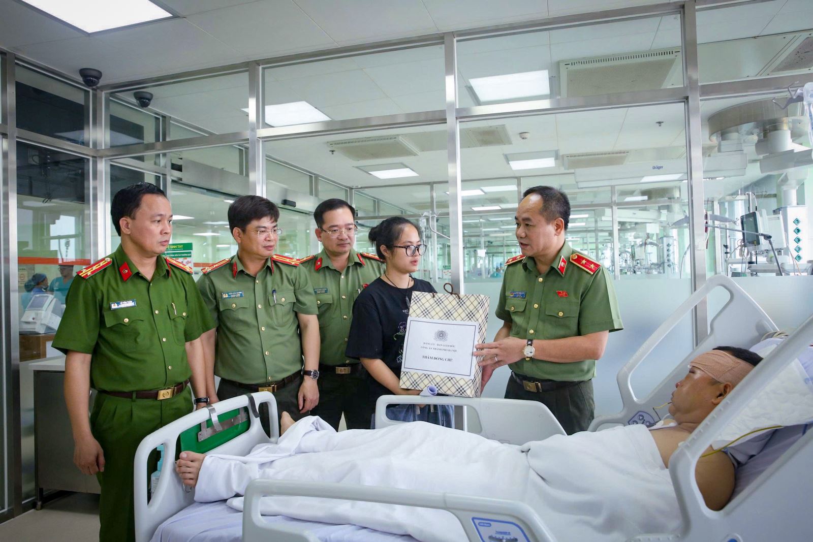 Chú thích ảnh