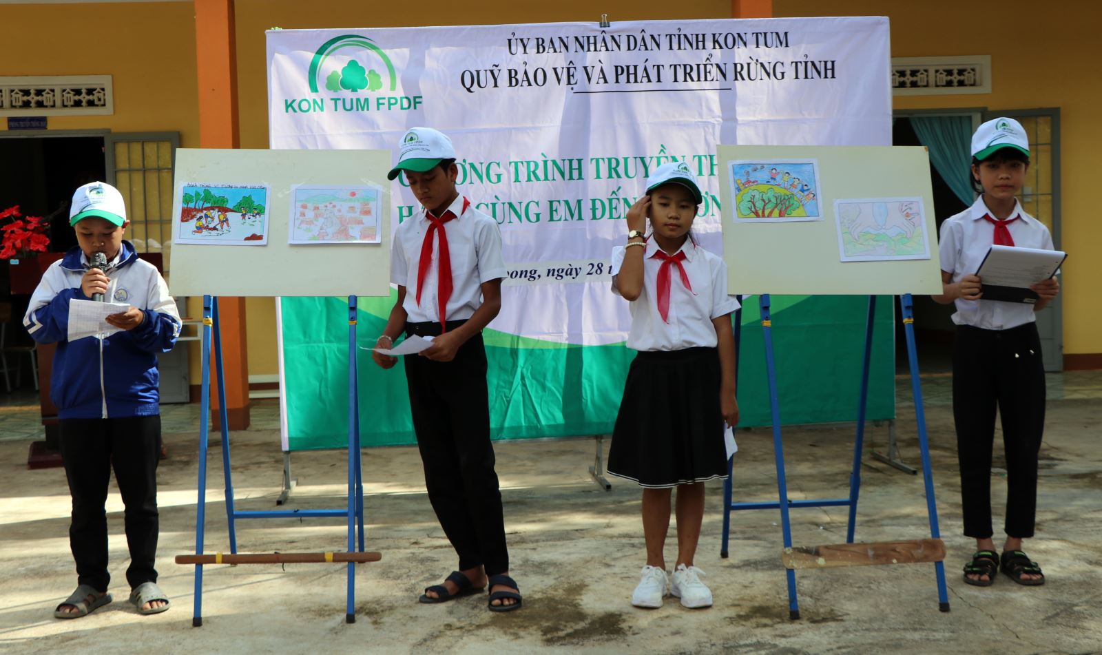 Kon Tum: Tuyên truyền chính sách bảo vệ rừng đến học sinh ...