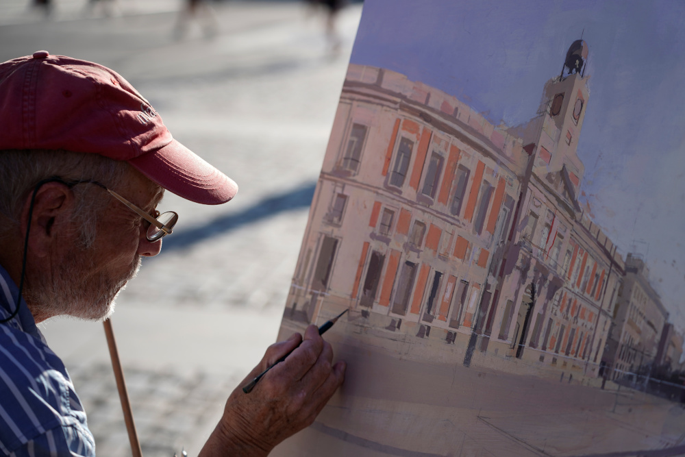 Chiêm Ngưỡng Bậc Thầy Hội Họa Vẽ Tranh Ngay Tại Quảng Trường Ở Madrid |  Baotintuc.Vn