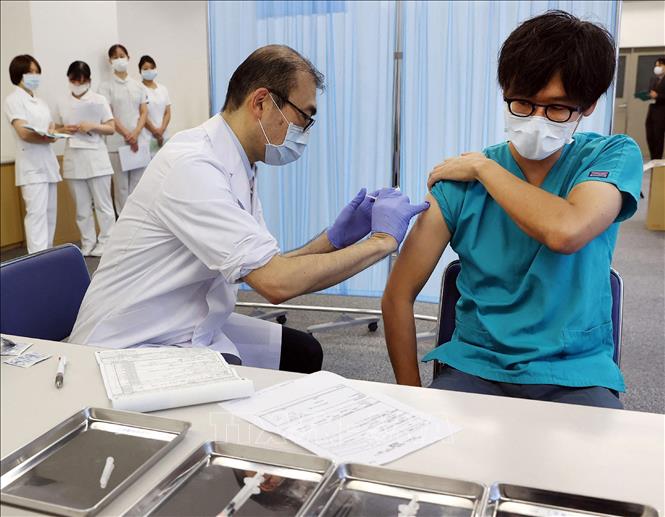 日本が大規模な予防接種キャンペーンを再開
