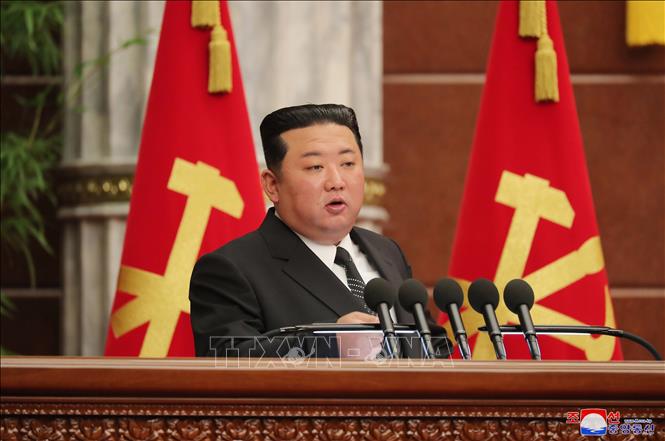 Cơ cấu lại các cơ quan Đảng Triều Tiên 2024: The Worker’s Party of Korea has recently announced the restructuring of key organs of the party. The move is aimed at improving the efficiency and productivity of the party as it continues to adapt to changing circumstances. The latest changes reveal a focus on modernization and streamlining the party\'s structures. Discover more about the new party structure and what this means for the future of North Korea by exploring this image.