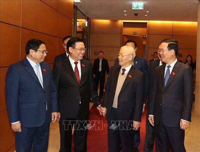 Tổng Bí thư Nguyễn Phú Trọng cùng các đồng chí lãnh đạo Đảng, Nhà nước dự Kỳ họp bất thường lần thứ 5, Quốc hội khóa XV. 