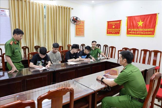 Chú thích ảnh