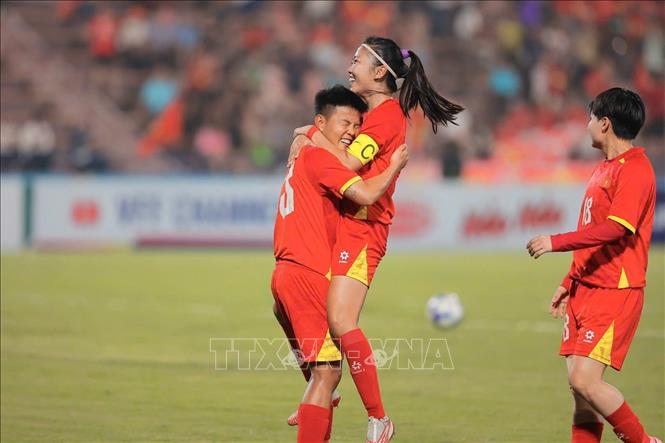 Thắng thuyết phục 4-0, nữ Việt Nam tiến vào vòng chung kết Asian Cup Chú thích ảnh