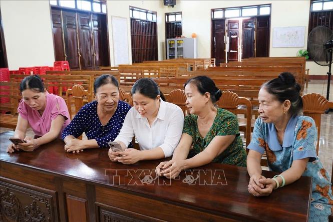 Ch&uacute; th&iacute;ch ảnh