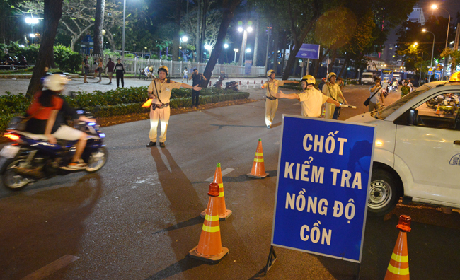Chú thích ảnh Chú thích ảnh