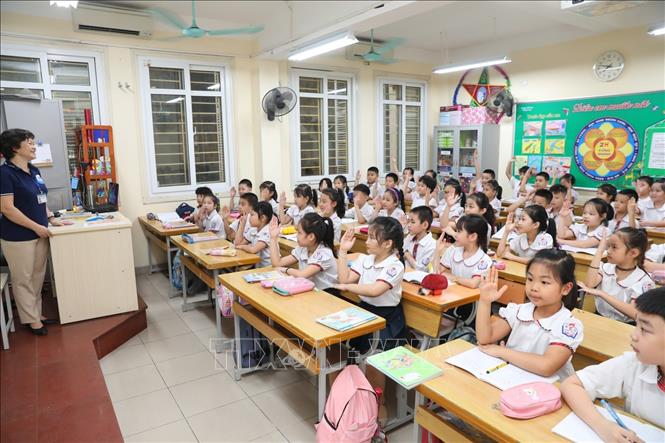 Học Sinh Tại Gần 1.900 Trường Mầm Non, Tiểu Học Hà Nội Vui Vẻ Đến Trường |  Baotintuc.Vn