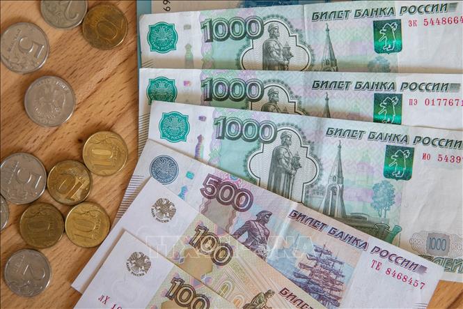 Đồng ruble rời khỏi mức cao nhất của 5 tuần | baotintuc.vn