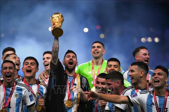 World Cup 2022 là sự kiện đáng mong chờ nhất của làng bóng đá trong năm nay. Hãy xem những hình ảnh đẹp mắt về World Cup 2022 để cảm nhận được sự hồi hộp và phấn khích trước những trận đấu nảy lửa và những khoảnh khắc đẹp nhất của giải đấu này.