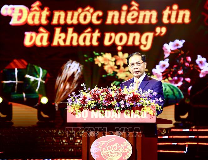 Bộ trưởng Bộ Ngoại giao Bùi Thanh Sơn phát biểu khai mạc