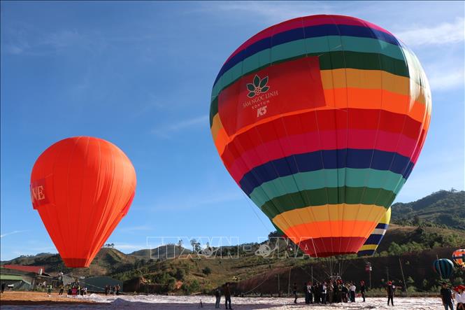 Hình nền : Đầy màu sắc, Bầu trời, Xe, phi cơ, khinh khí cầu, quả bóng bay,  Đồ chơi, 1920x1080 px, Bầu khí quyển của trái đất 1920x1080 - wallup -  517684 -