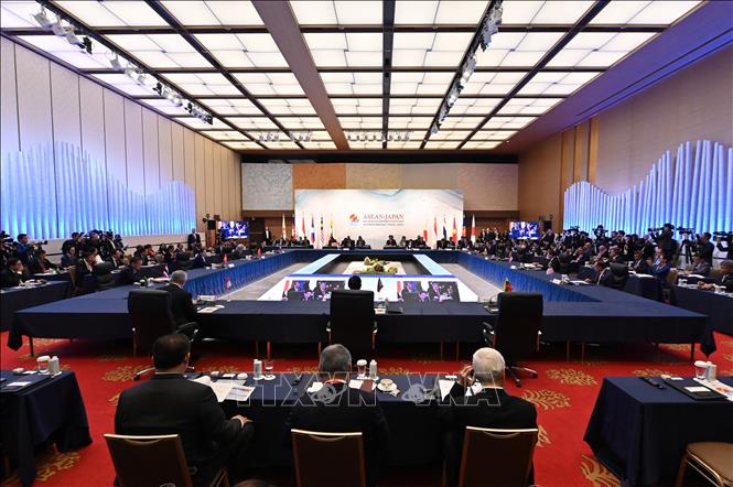 ASEAN và Nhật Bản thông qua Tuyên bố Tầm nhìn về Quan hệ hữu nghị và hợp tác ASEAN-Nhật Bản: Đối tác tin cậy
