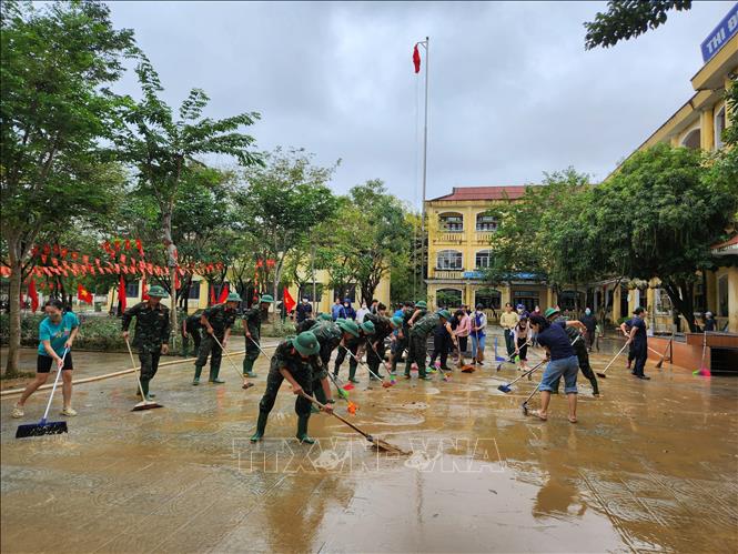 Huế ước tính thiệt hại trên 3.272 tỷ đồng do lũ lớn Chú thích ảnh