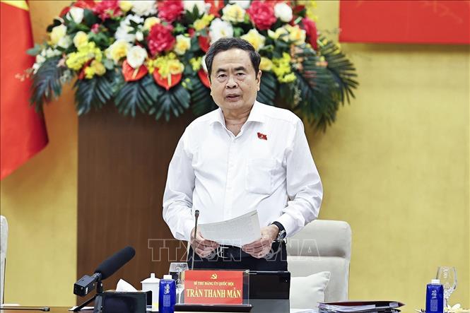 Chủ tịch Quốc hội chủ trì Hội nghị BTV Đảng uỷ Quốc hội và BTV Thành uỷ TP Hồ Chí Minh Chú thích ảnh