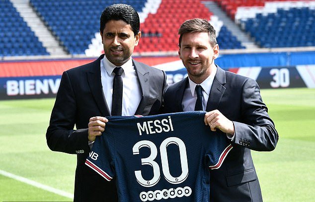Thưởng thức hình ảnh chất lượng cao về PSG và Messi, hai cái tên lừng danh đã đến với nhau và tạo nên một màn trình diễn tuyệt đỉnh trên sân cỏ.
