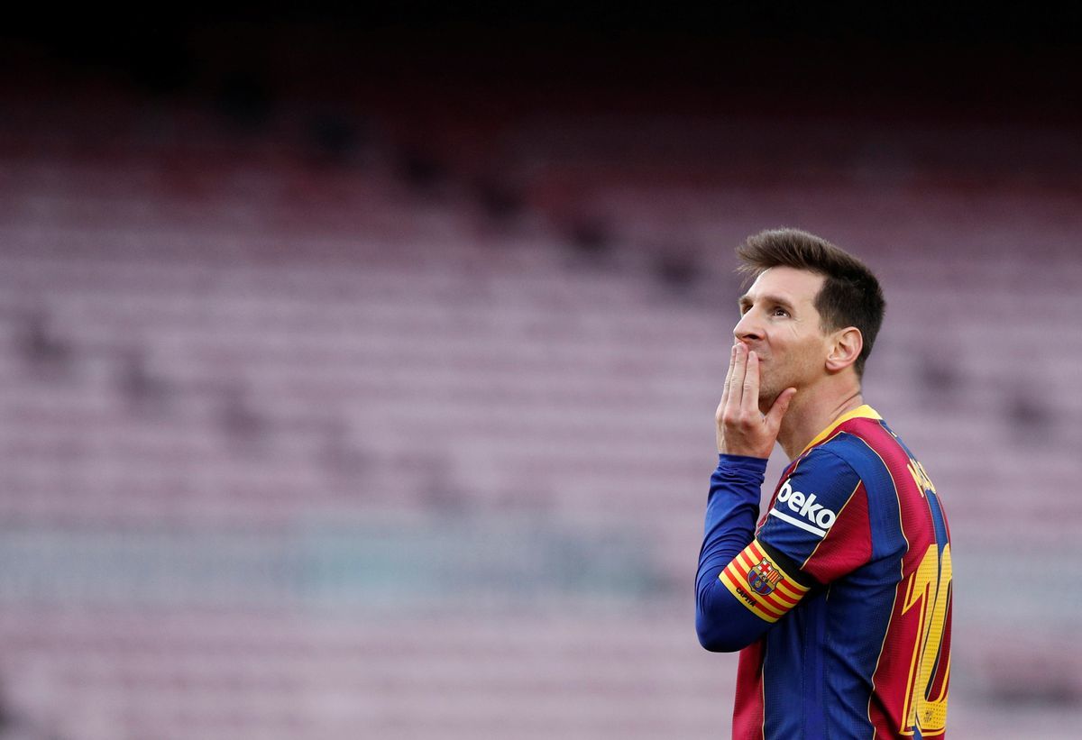 Cùng xem ảnh La Liga, Barca và Messi để cảm nhận một giải đấu kịch tính và những chiến thắng trên sân cỏ. Messi đã thể hiện tài năng và tình yêu bóng đá trong mỗi trận đấu.