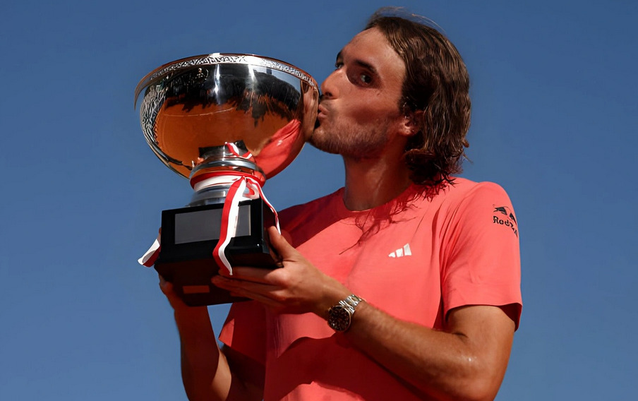 Stefanos Tsitsipas vô địch Monte Carlo lần thứ 3