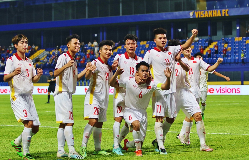 Infographics Đội hình ra sân của U23 Việt Nam đấu U23 UAE  Bóng đá   Vietnam VietnamPlus