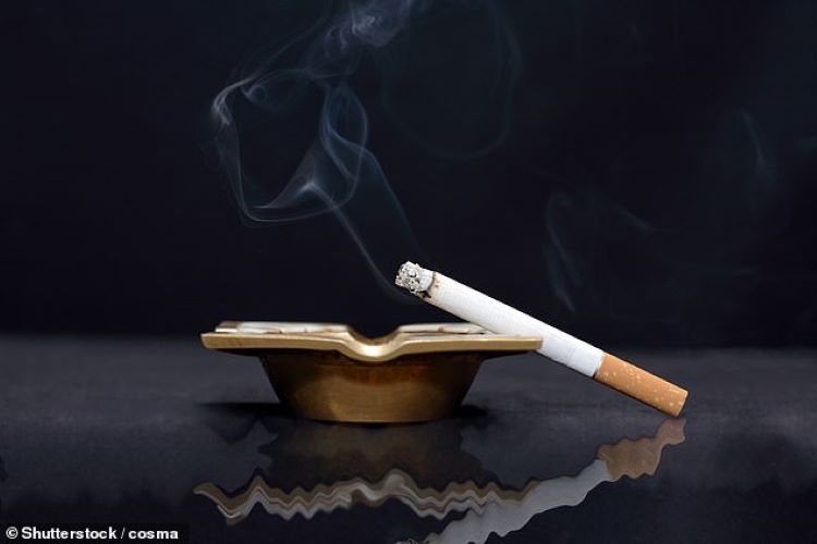 Hút thuốc lá thụ động nguy hiểm như thế nào?