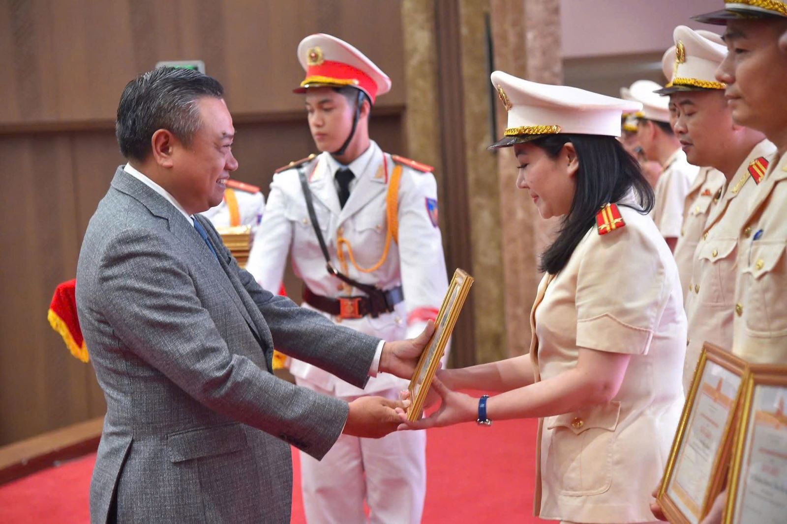 Chú thích ảnh