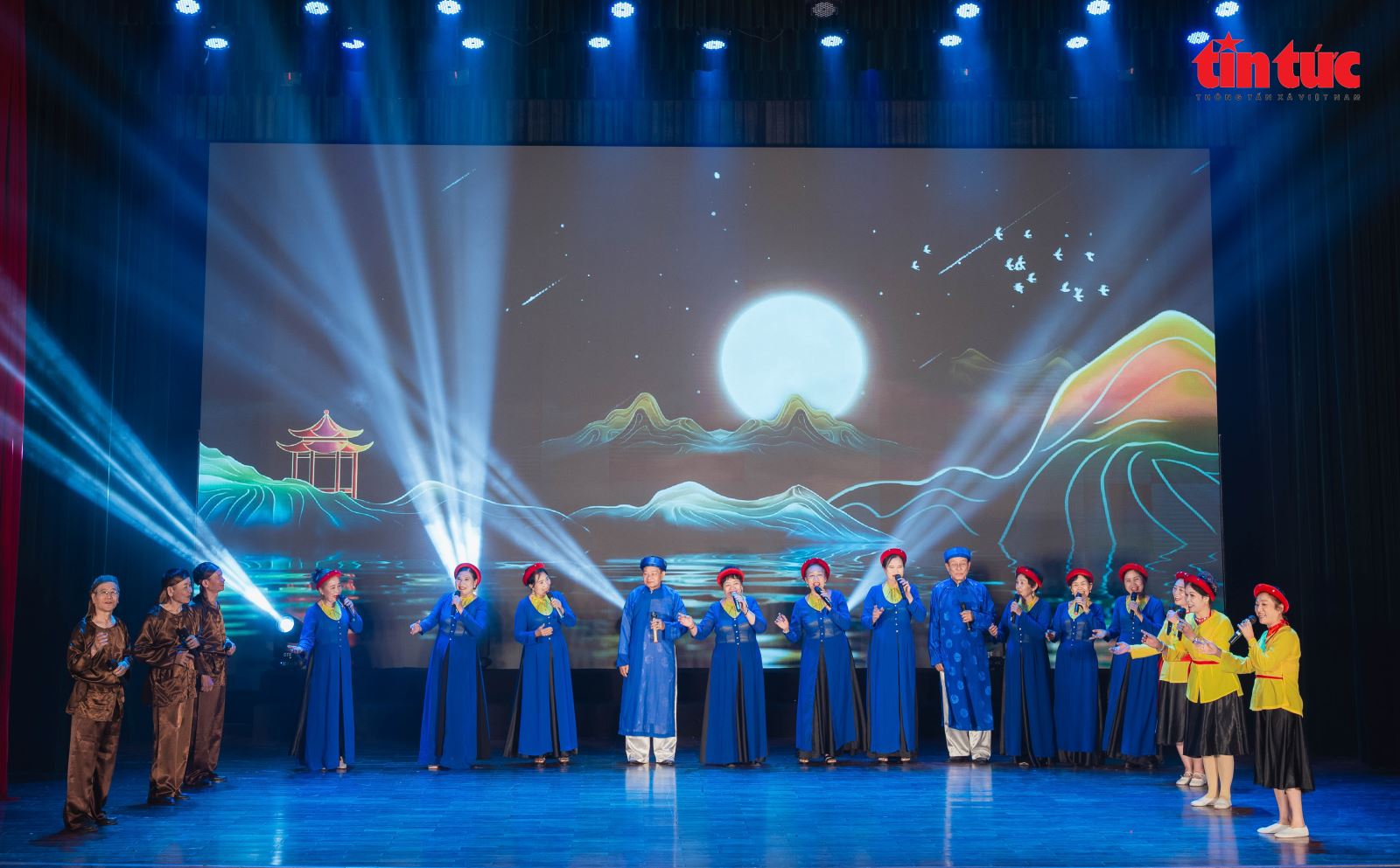 Chú thích ảnh